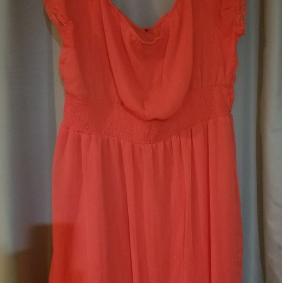 Dress - Picture 5 of 5